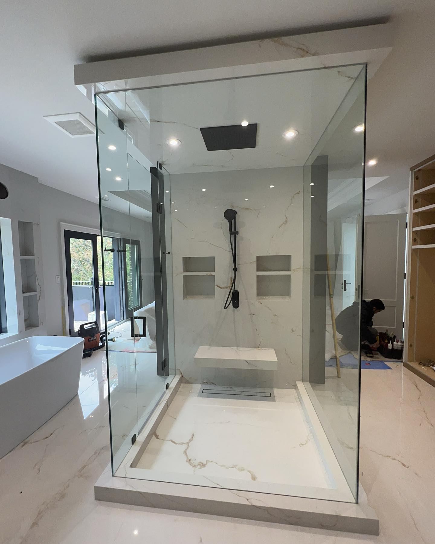 Full Marble Surround Shower – Richmond Hill, ON